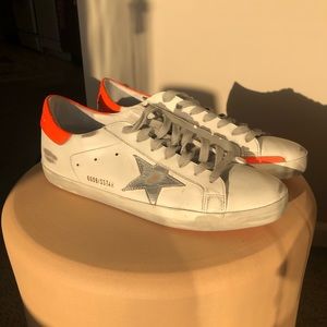 **SOLD** NWOT GOLDEN GOOSE SUPERSTAR LOW-TOPS